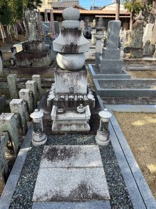 墓石クリーニング前