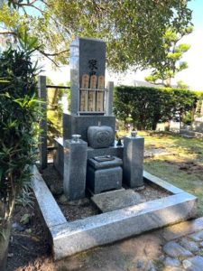 善衛門墓石クリーニング作業後