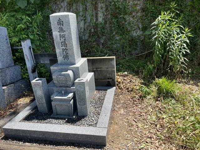 善衛門_お墓の草刈り後